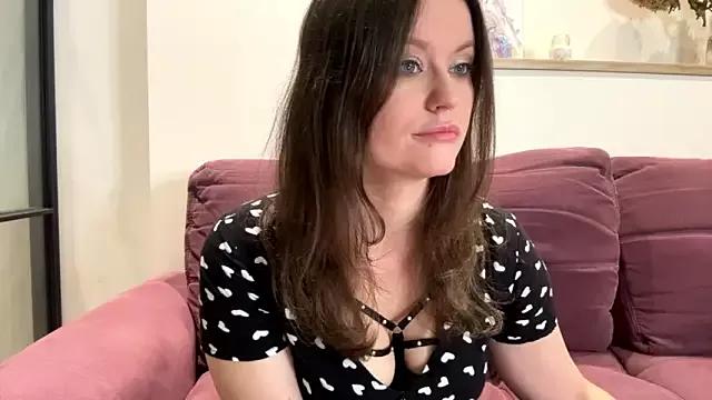 mia_shine_bright_wow from StripChat is Freechat