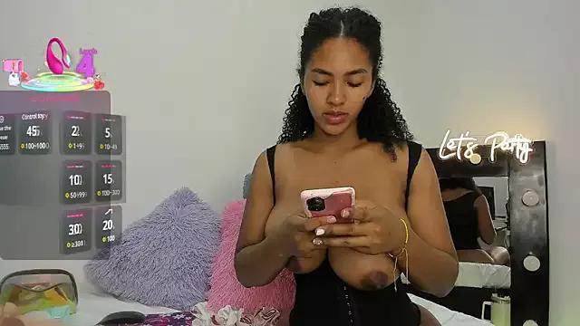 Mia_sweet80 from StripChat is Freechat