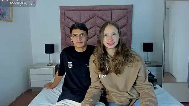 MiaandJack_ from StripChat