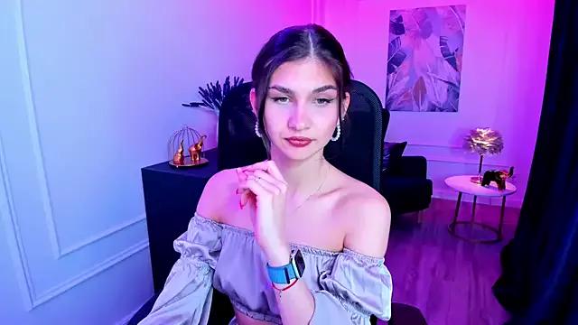 MiaAxel from StripChat