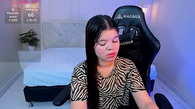 MiaEmber6 from StripChat is Freechat