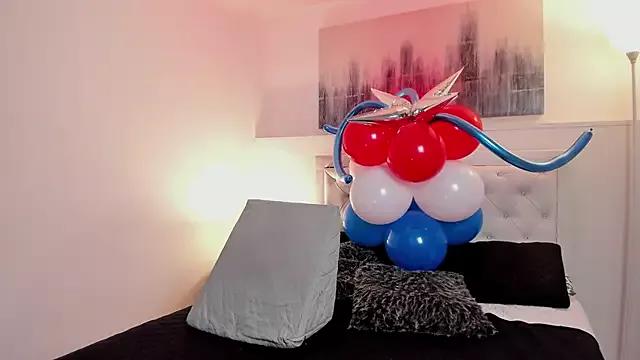 Girls: try live performances with matured performers, from dancing to quirks, in a variety of beautiful sex cams.