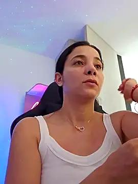 miaeyes on StripChat 