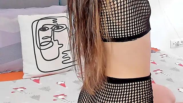 Girls: try live performances with matured performers, from dancing to quirks, in a variety of beautiful sex cams.