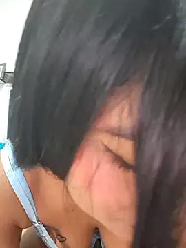 Michell_em from StripChat is Freechat