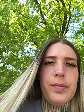 Miia_Lynn from StripChat