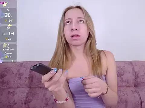 Miiaa_doll from StripChat