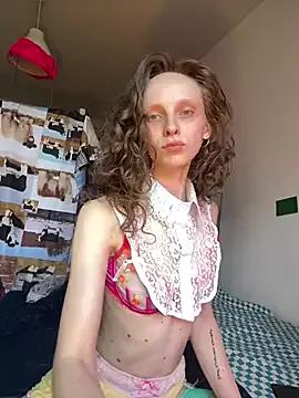 MikkyMoony from StripChat