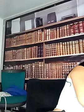 MilaSweet_ from StripChat is Freechat