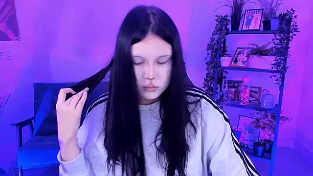 MilBabyy from StripChat is Freechat