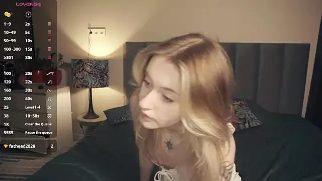 MildredDockray from StripChat is Freechat
