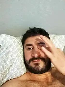 Milf-_-Hunter from StripChat is Freechat