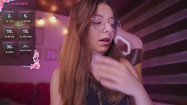 milly_kenner from StripChat