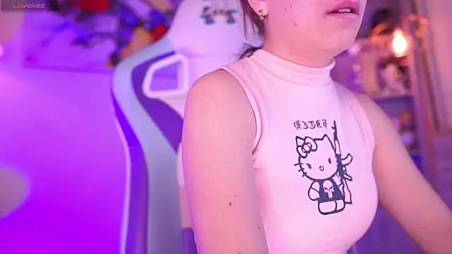 milly_kenner from StripChat