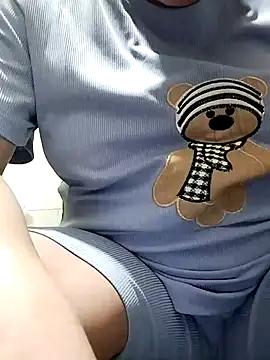 Mimi18x from StripChat