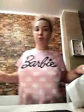 Mimiii7 from StripChat