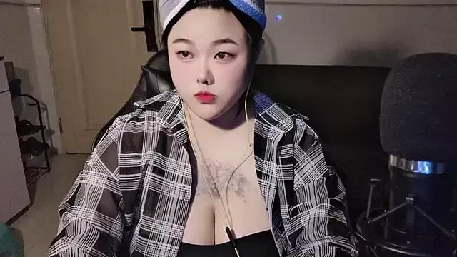 Mini1314 from StripChat