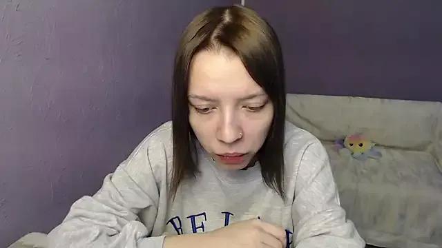 mini_katie from StripChat is Freechat