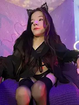 MiniSophiaa webcams show profile image 