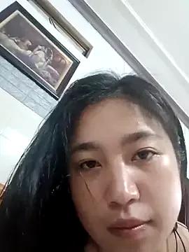 Minn-cute from StripChat