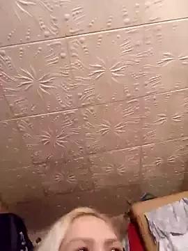 Minna_Jeannie from StripChat