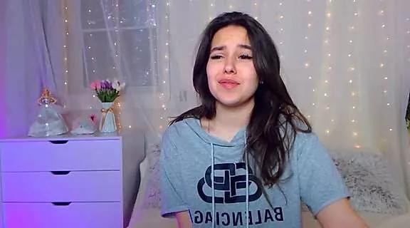 Minne__mouse on StripChat 