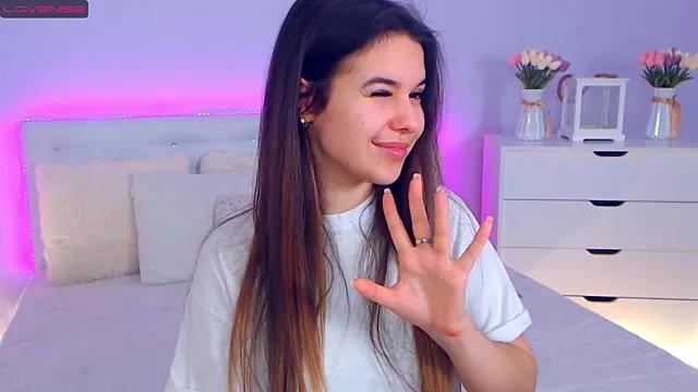 Minne__mouse on StripChat 
