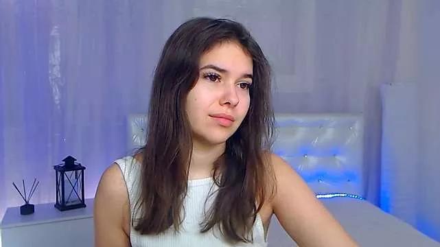 Minne__mouse on StripChat 