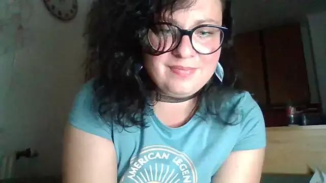 MiraCaramel from StripChat is Freechat