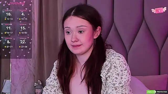MiriaamWhite from StripChat
