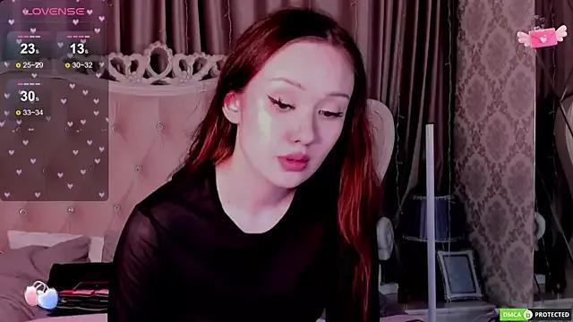 MiriaamWhite from StripChat