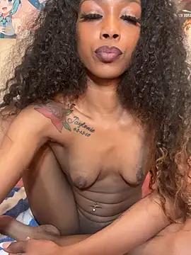 mismialove from StripChat