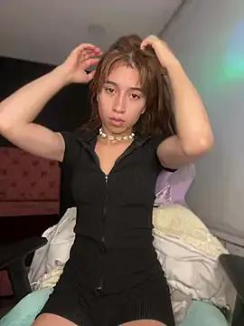 Girls: try live performances with matured performers, from dancing to quirks, in a variety of beautiful sex cams.