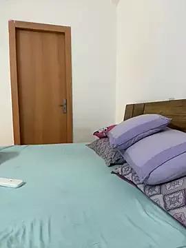 Miss-Jasmine from StripChat is Freechat