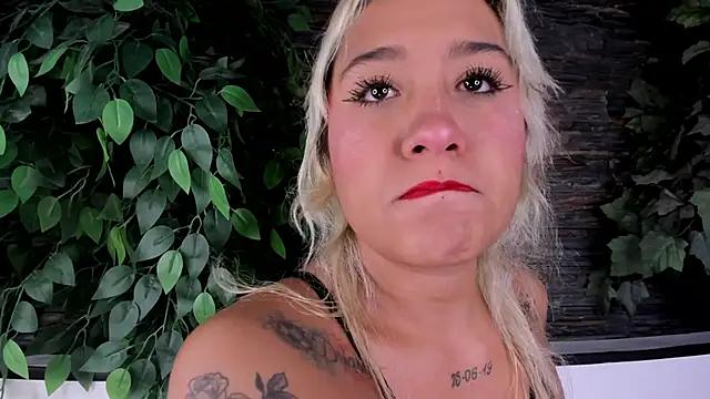 miss_danika on StripChat 