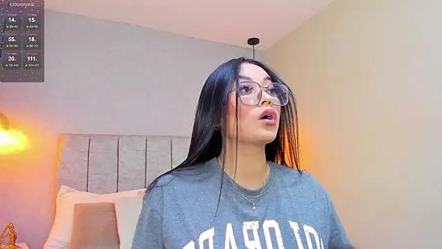 miss_elissa11 from StripChat