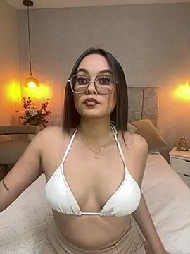 miss_elissa11 from StripChat
