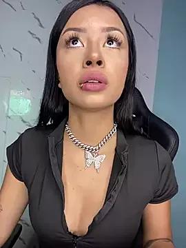 Miss_karol from StripChat is Freechat