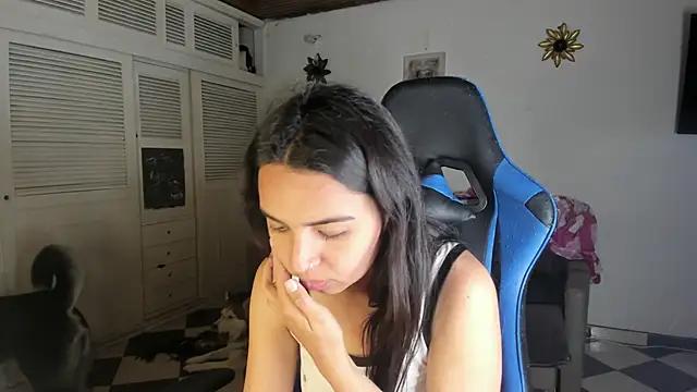 Miss_Nicole from StripChat