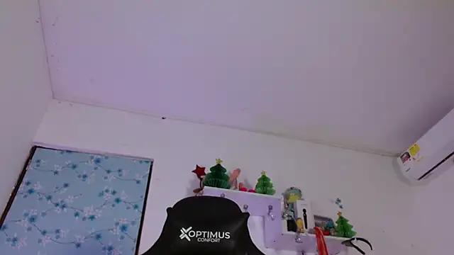 miss_valery2 from StripChat
