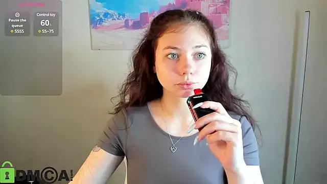 Girls: try live performances with matured performers, from dancing to quirks, in a variety of beautiful sex cams.