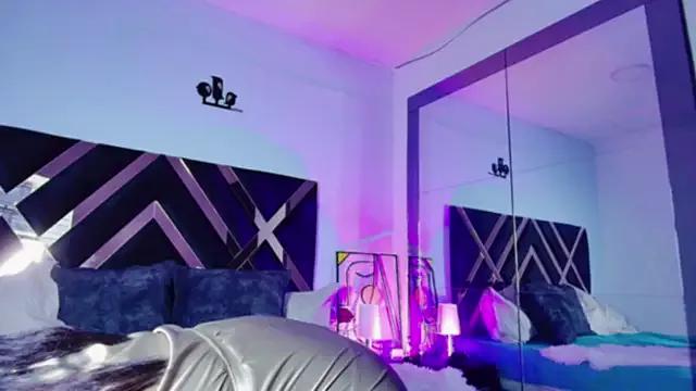 MissAzul from StripChat