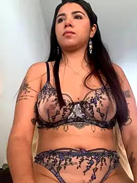 MissBrunita from StripChat is Freechat