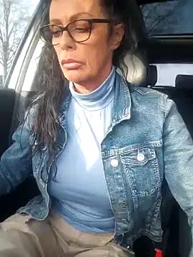 Misses-Cougar from StripChat