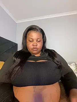 MissLola27 from StripChat is Freechat