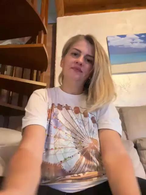 missmiss2315 from StripChat