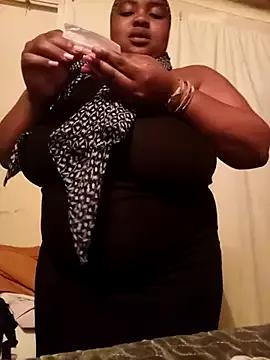 MissThickMelons from StripChat