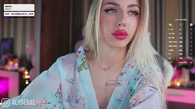misstics_ from StripChat