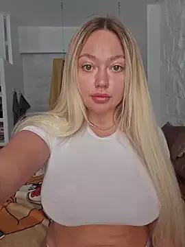 misstitmouseofficial from StripChat is Freechat