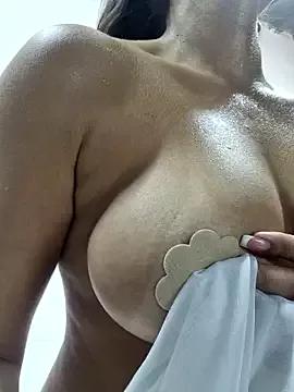Missvaleriewells from StripChat